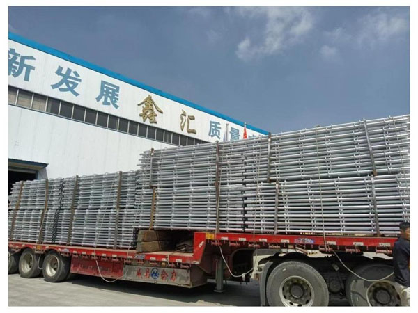 裝車(chē)發(fā)貨 裝車(chē)發(fā)貨